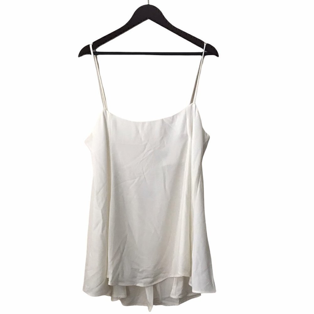NWT - YOINS Flowy Spaghetti Straps Tank Top